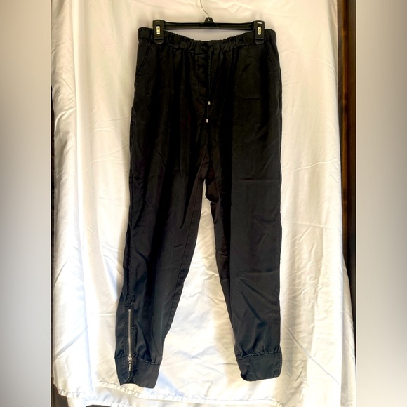 White House Black Market joggers with zipper accent at ankle - Picture 1 of 7